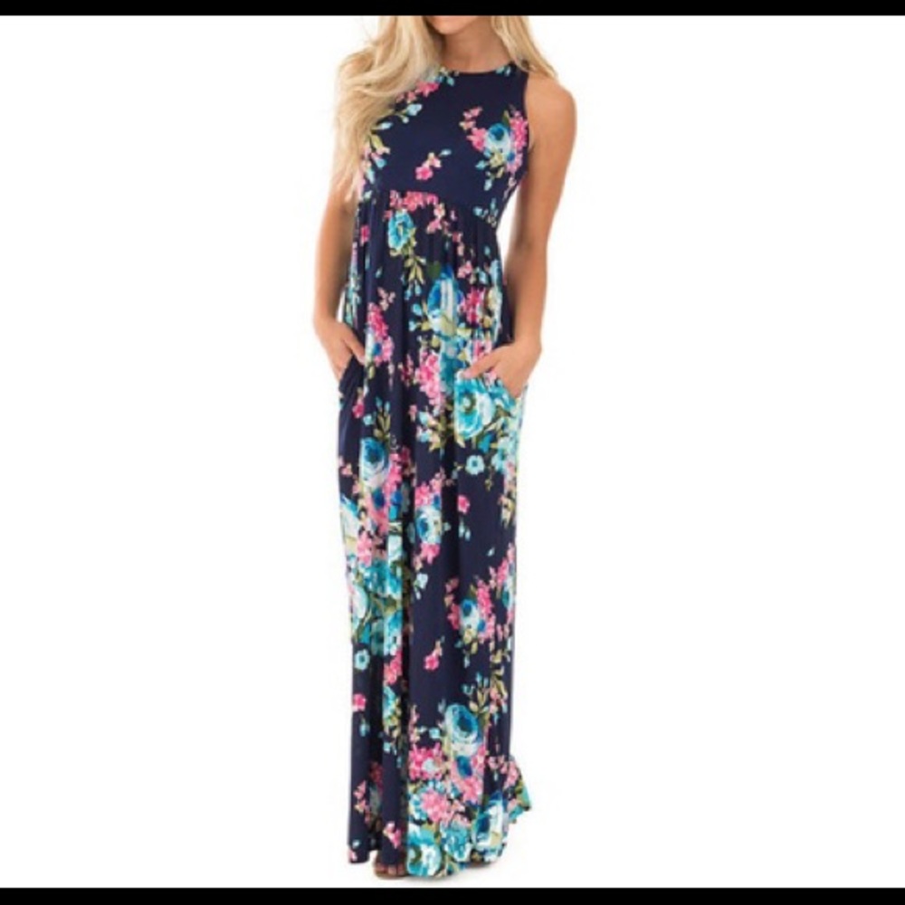 Lilly Posh Maxi Floral Dress with Pockets NWOT